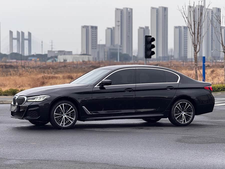 2023 BMW 5 Series 530Li Leading Edition M Sport Package