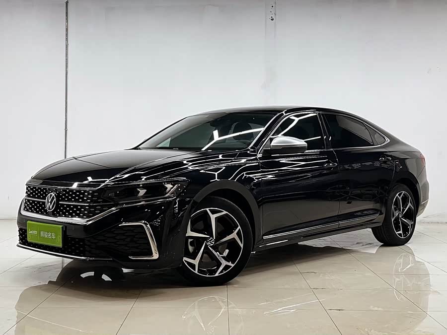 2023 Passat Facelift 330TSI Starry Sky Elite Edition