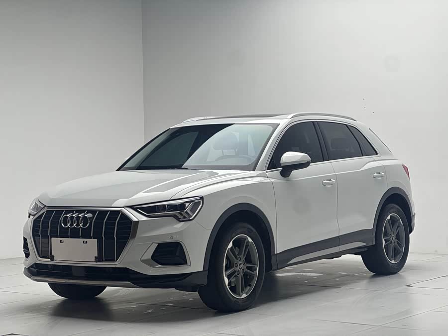 Audi Q3 2022 35 TFSI Progressive Dynamic