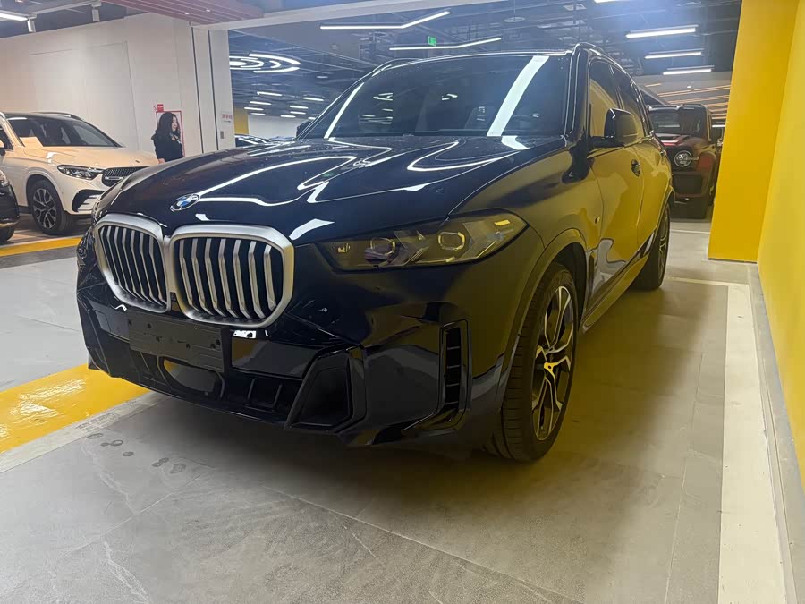 BMW X5 2023 xDrive 40Li M Sport Shadow Edition