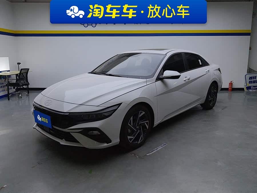 Hyundai Elantra 2023 1.5L CVT GLX Elite Edition