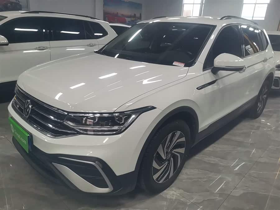 Tiguan L 2023 330TSI Automatic 2WD Comfort Edition
