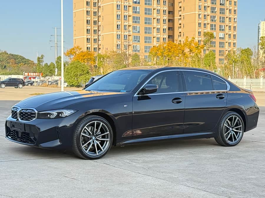 2025 BMW 3 Series 325Li M Sport Package