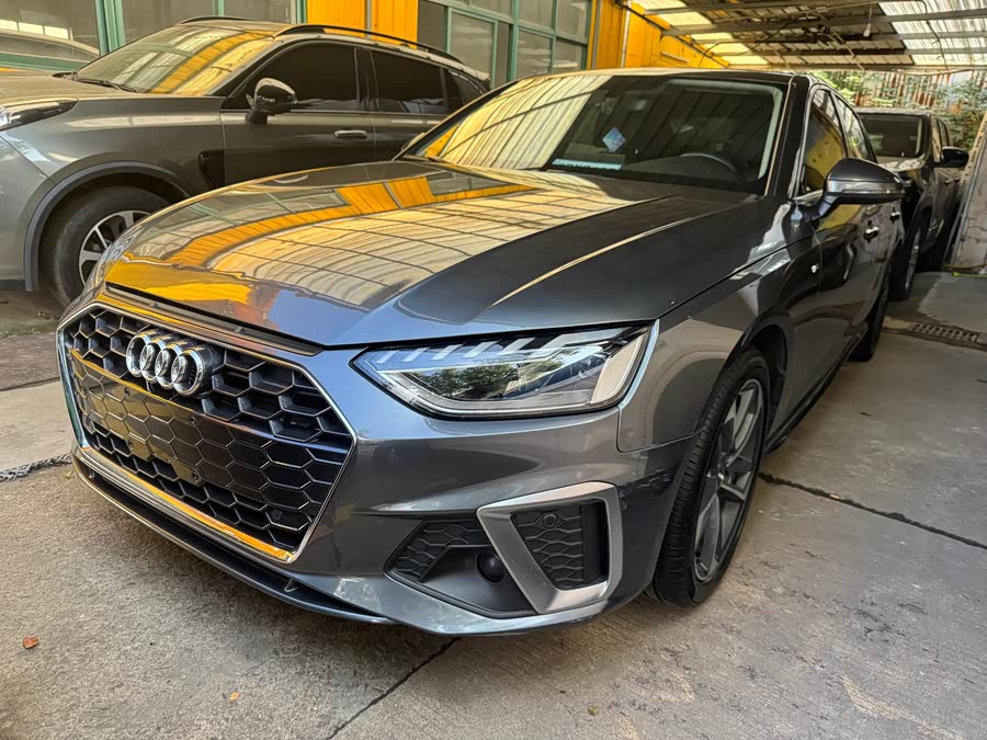 Audi A4L 2021 40 TFSI Enjoy Life Edition