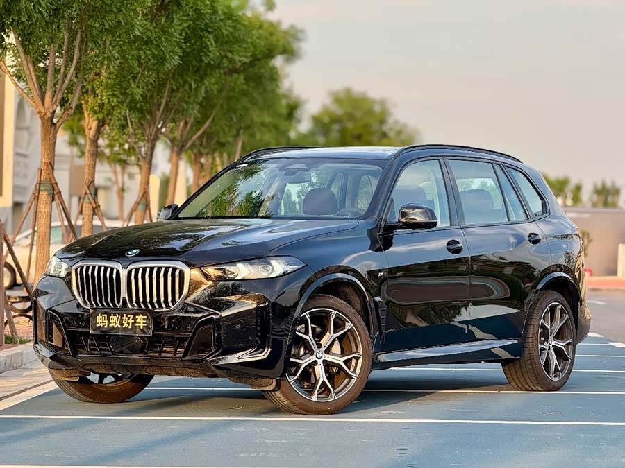 BMW X5 2023 xDrive 30Li M Sport Shadow Edition