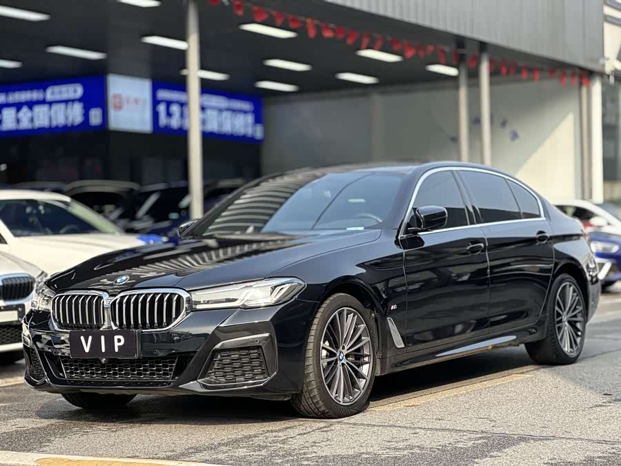 2022 BMW 5 Series 530Li xDrive M Sport Package