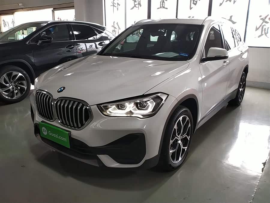 BMW X1 2022 sDrive25Li Leading Edition