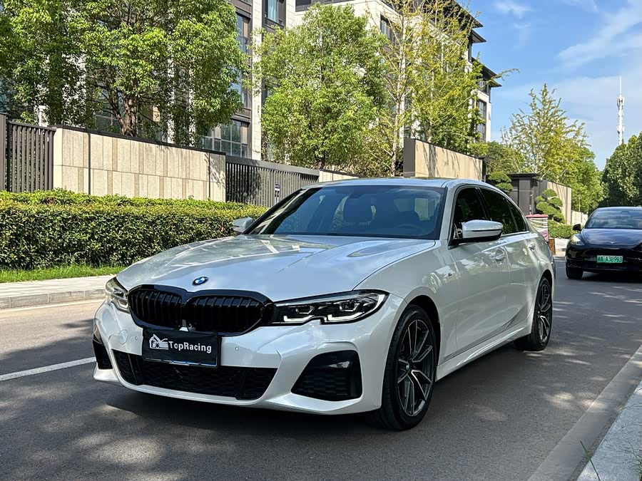 2022 BMW 3 Series 320i Sport Package