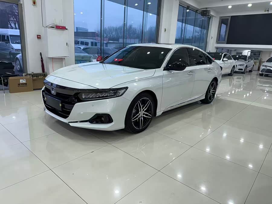 2022 Honda Accord Hybrid 2.0L Phantom Night Edition