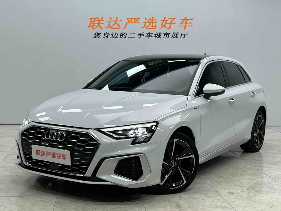 Audi A3 2023 Facelift Sportback 35 TFSI Fashion Sporty Model