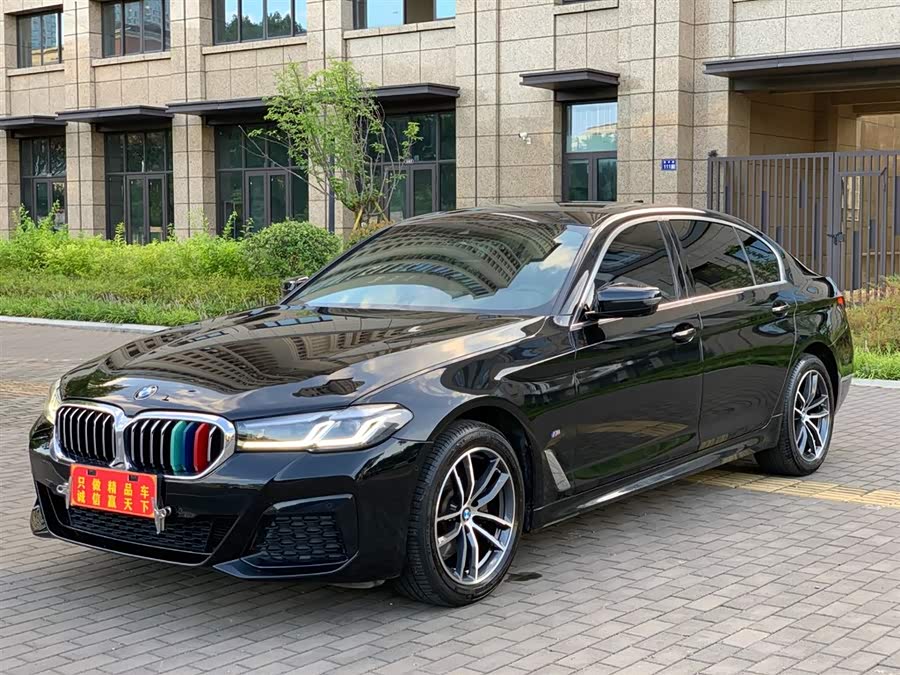 2021 BMW 5 Series 525Li M Sport Package