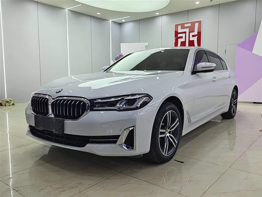 BMW 5 Series 2022 Facelift II 530Li xDrive Luxury Package