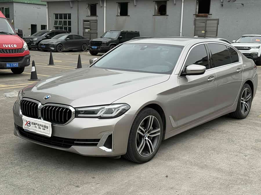 BMW 5 Series 2022 Facelift II 530Li Leading Luxury Package
