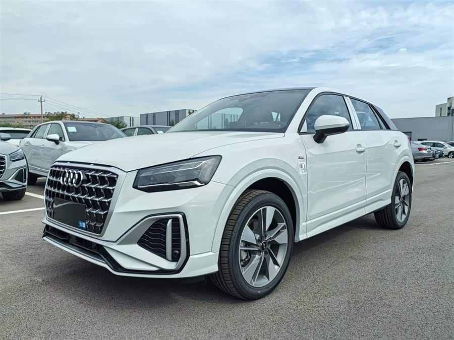 Audi Q2L 2025 35TFSI Fashion Dynamic Edition