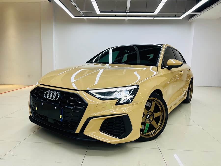 Audi A3 2021 Sportback 35 TFSI Luxury Sport