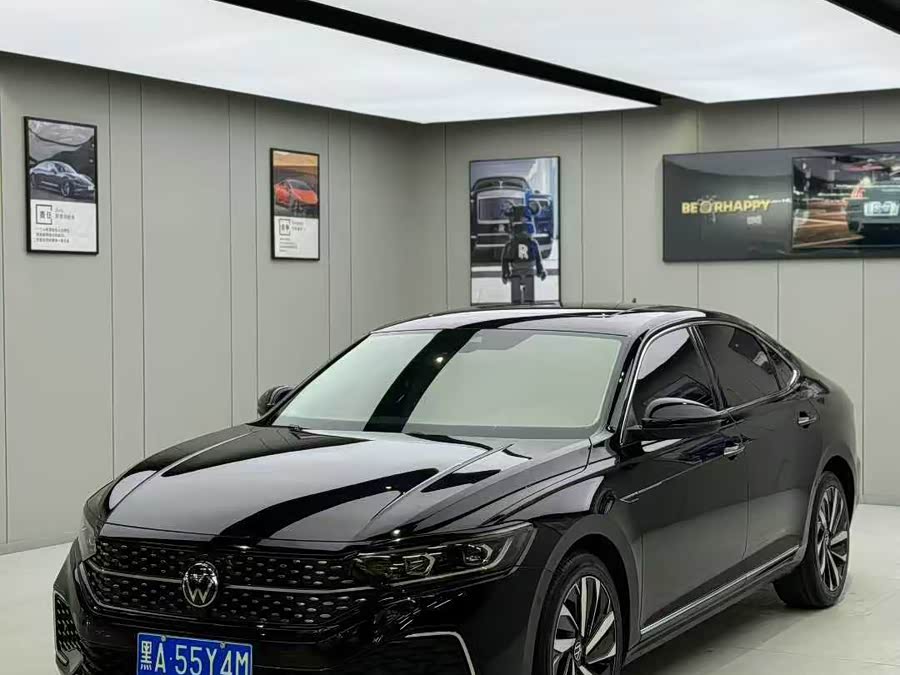 2022 Volkswagen Passat 330TSI Starry Sky Premium Edition