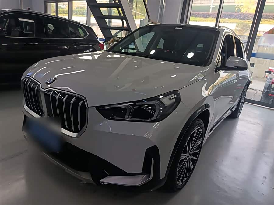 2023 BMW X1 xDrive25Li X Design Package