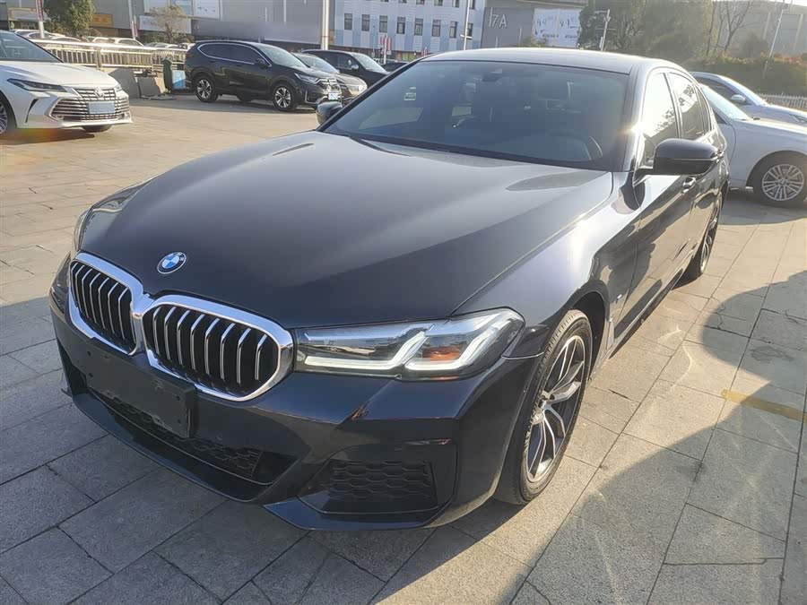 2021 BMW 5 Series 525Li M Sport Package