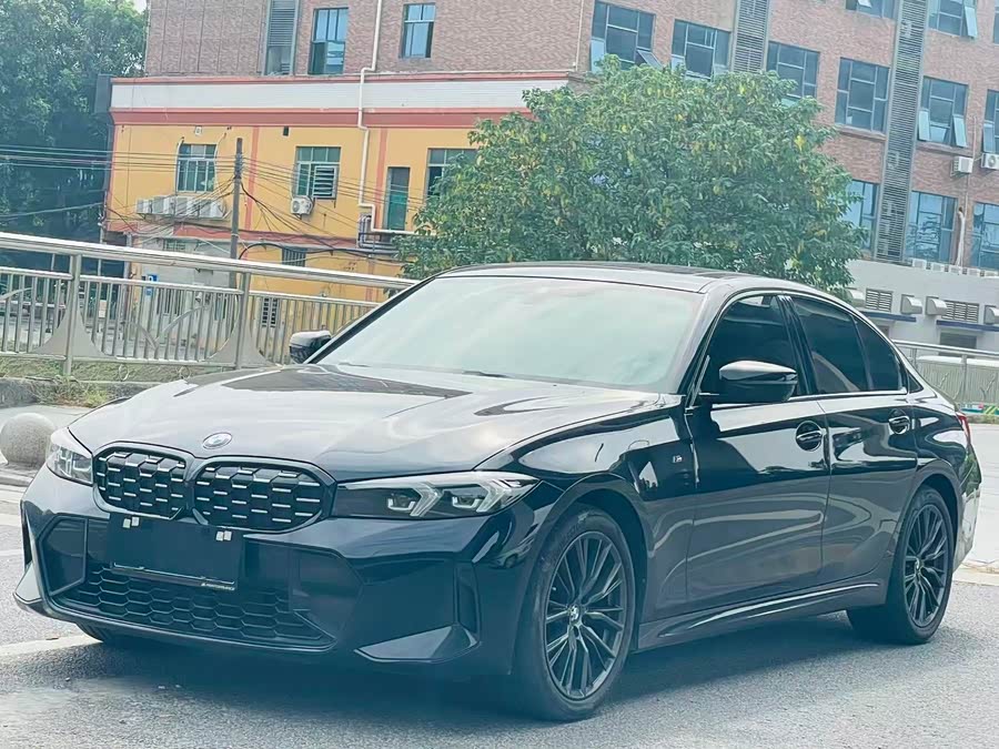 2024 BMW 3 Series 325i M Sport Shadow Edition