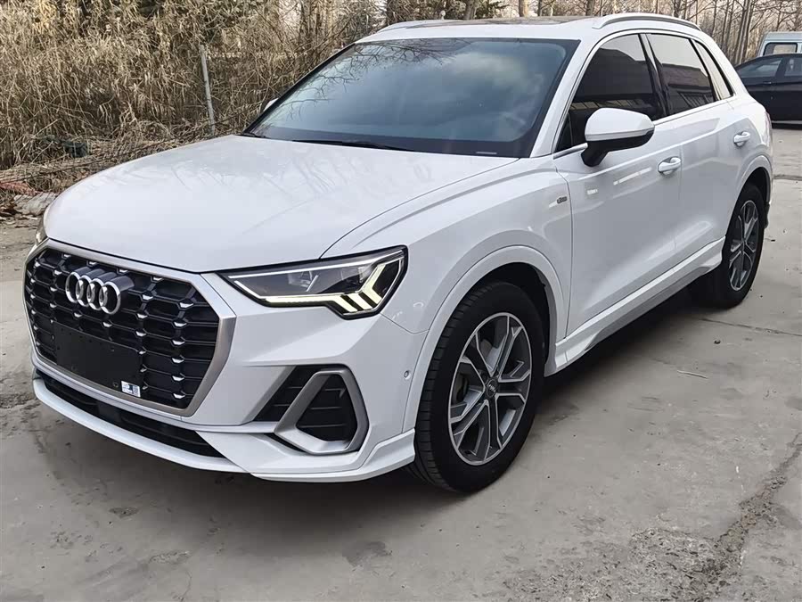 Audi Q3 2021 40 TFSI Fashion Dynamic Edition