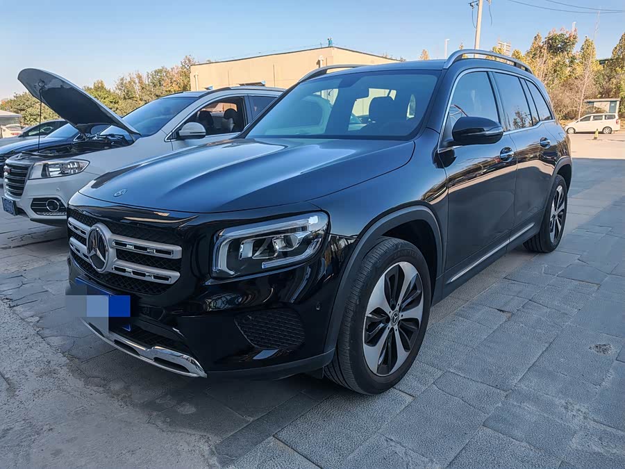 Mercedes-Benz GLB 2021 Fashion Edition