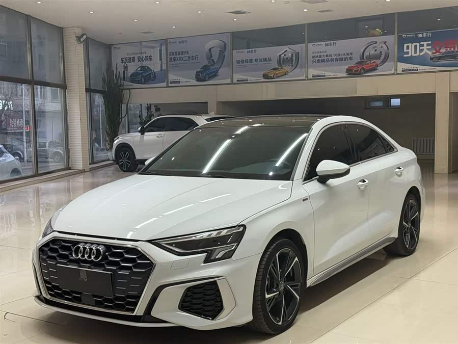2022 Audi A3 A3L Limousine 35 TFSI Fashion Sport
