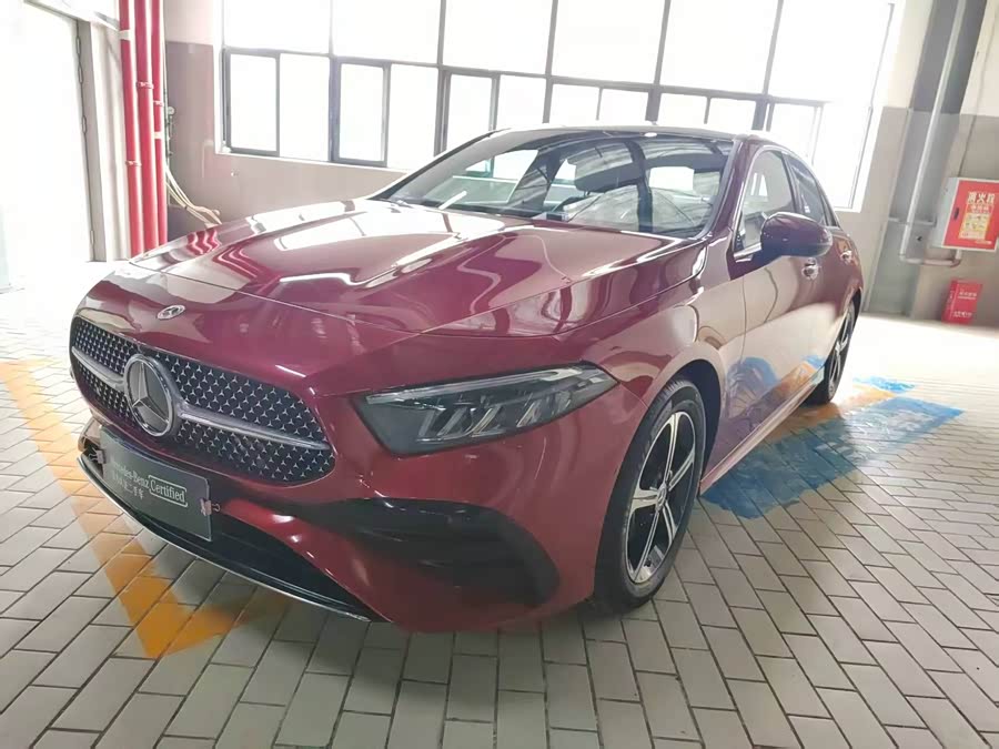 Mercedes-Benz A-Class 2024 A 200 L Fashion Edition