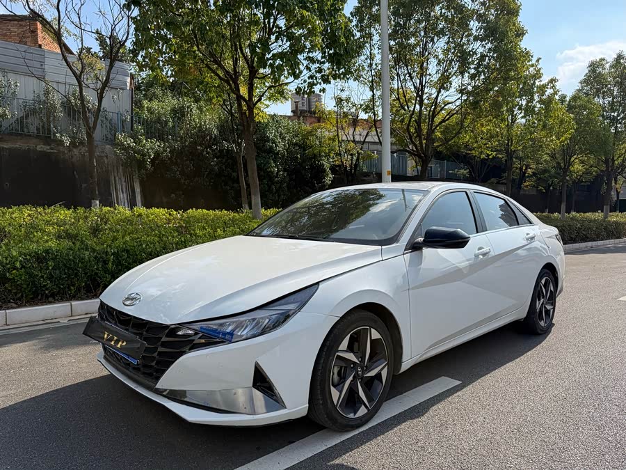 2022 Hyundai Elantra 1.5L CVT GLS Leading Edition