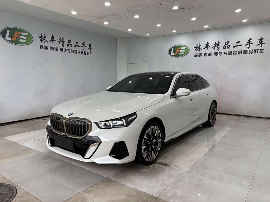 2024 BMW 5 Series 530Li Luxury M Sport Package