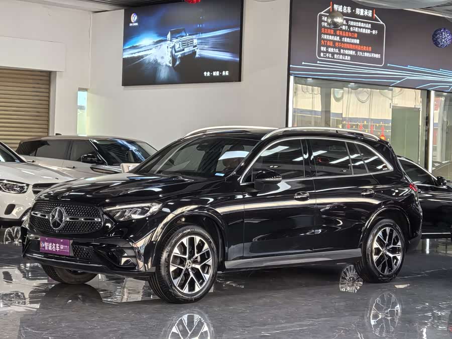 2023 Mercedes-Benz GLC 260 L 4MATIC Luxury 5-seater