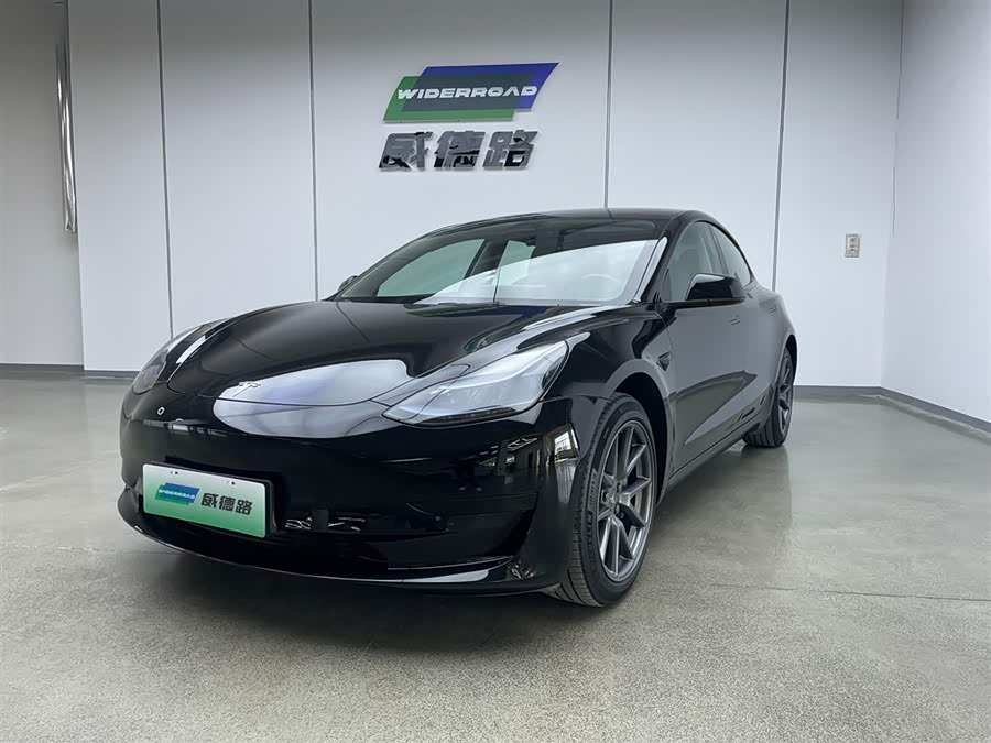 Model 3 2022 Rear-Wheel Drive