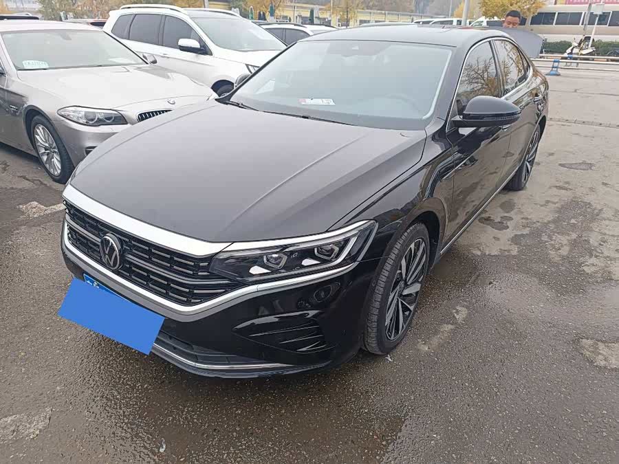 2022 Passat 330TSI Premium Edition