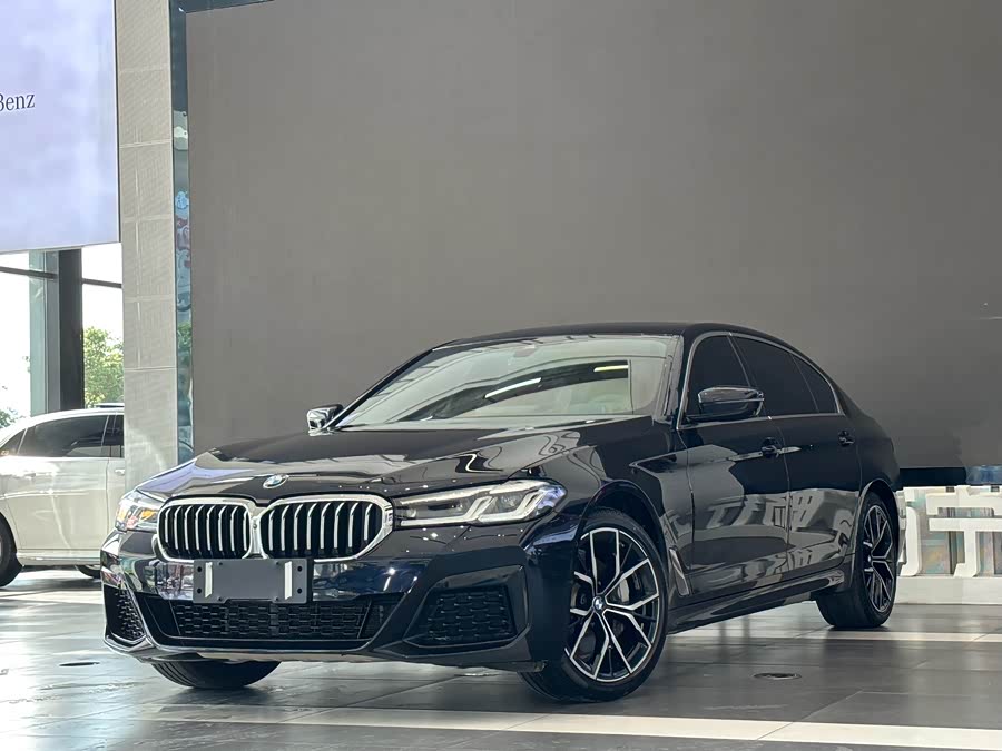 2021 BMW 5 Series 530Li Luxury M Sport Package