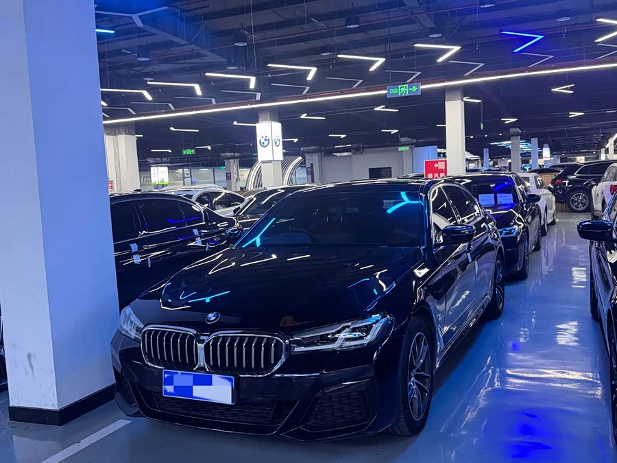 2021 BMW 5 Series 525Li M Sport Package