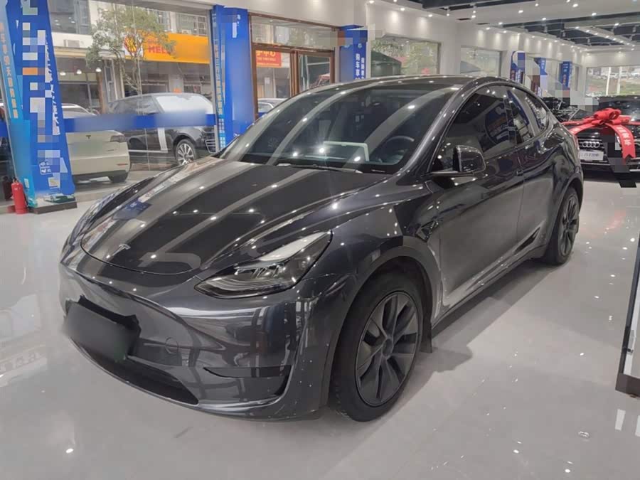 Model Y 2024 Rear-Wheel Drive