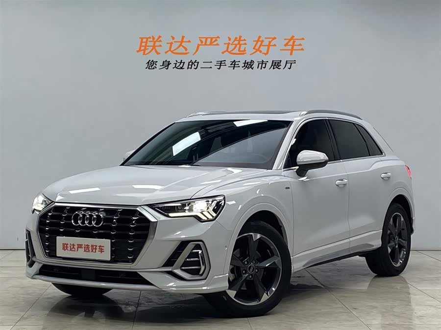 Audi Q3 2022 35 TFSI Fashion Dynamic Edition