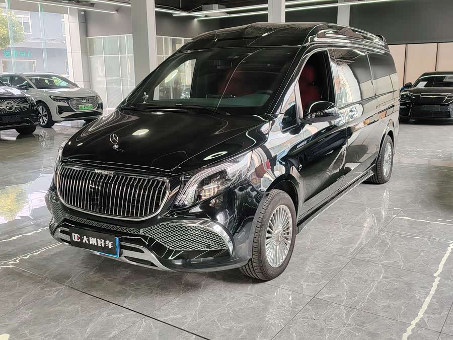 2023 Nissan Vito 2.0T Business Edition 8-seater