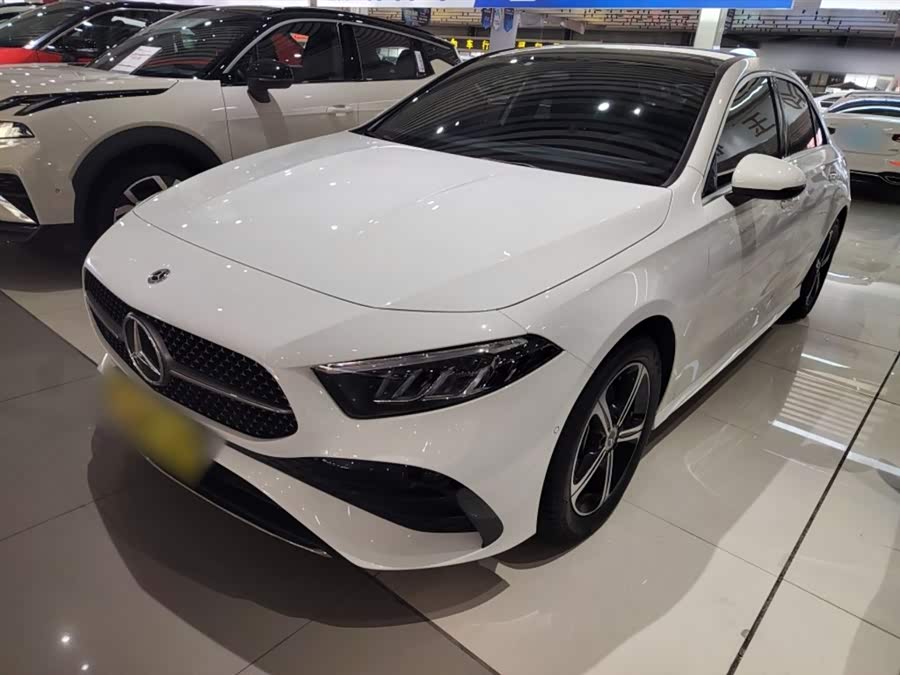 2023 Mercedes-Benz A-Class A 200 L Fashion Edition
