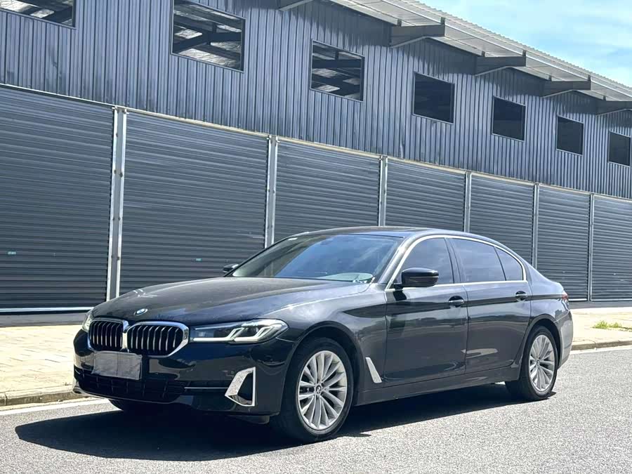 BMW 5 Series 2022 Facelift 2 525Li Luxury Package