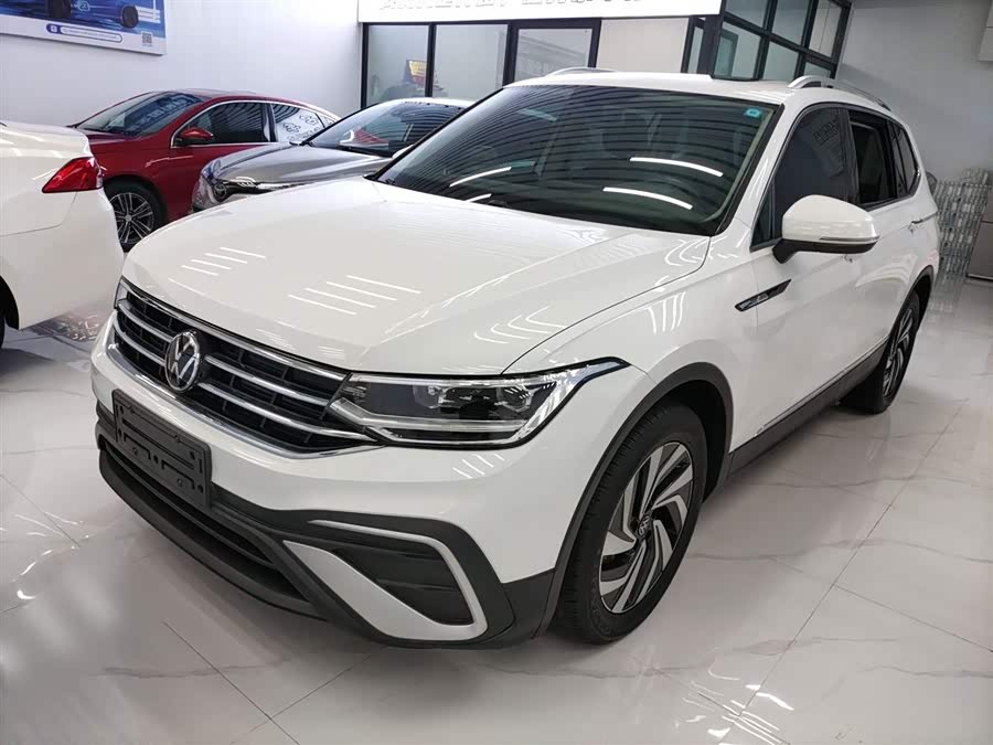 Tiguan L 2023 300TSI Automatic 2WD Smart Edition
