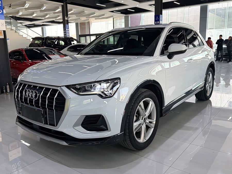 Audi Q3 2022 35 TFSI Fashion Elegance