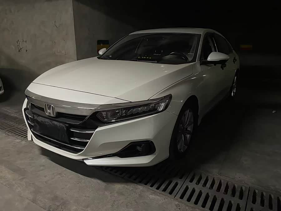 2022 Honda Accord 260TURBO Luxury Edition