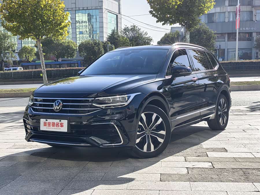 Tiguan L 2023 330TSI Automatic 2WD R-Line Premium Edition