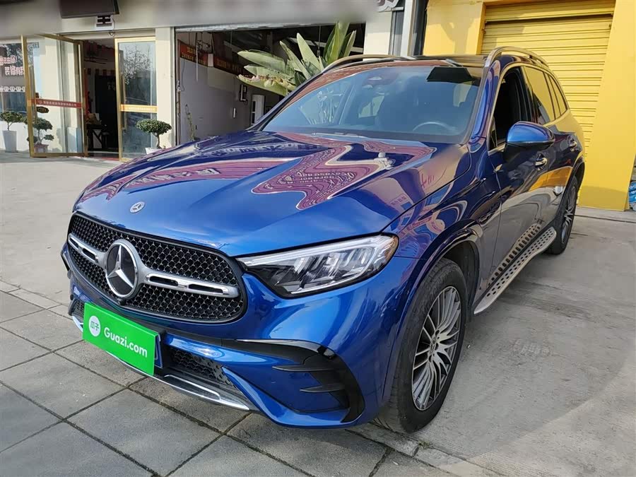 2023 Mercedes-Benz GLC 300 L 4MATIC Dynamic 7-seater