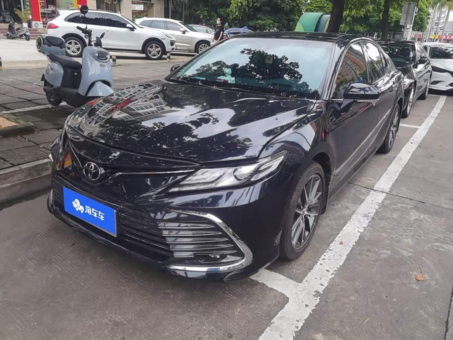 Camry 2021 2.5G Luxury Edition