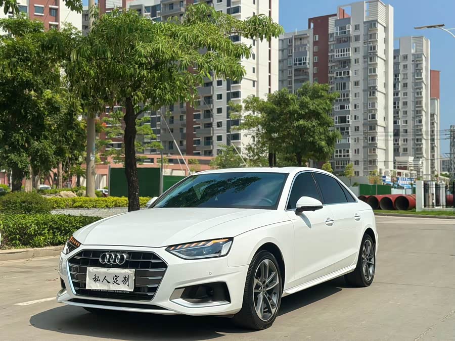 Audi A4L 2022 40 TFSI Fashion Elegance