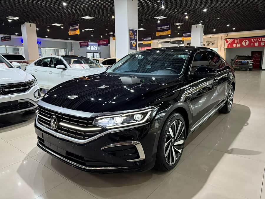 2023 Passat 330TSI Luxury Edition