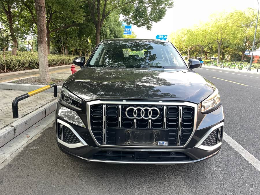 Audi Q2L 2022 35 TFSI Luxury Dynamic