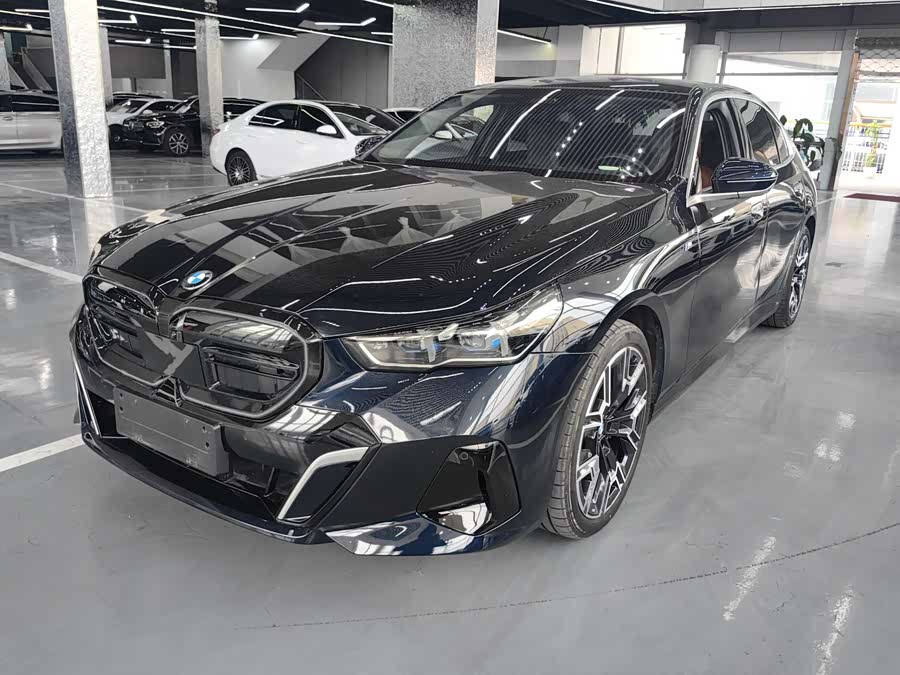 2024 BMW 5 Series 530Li Luxury M Sport Package