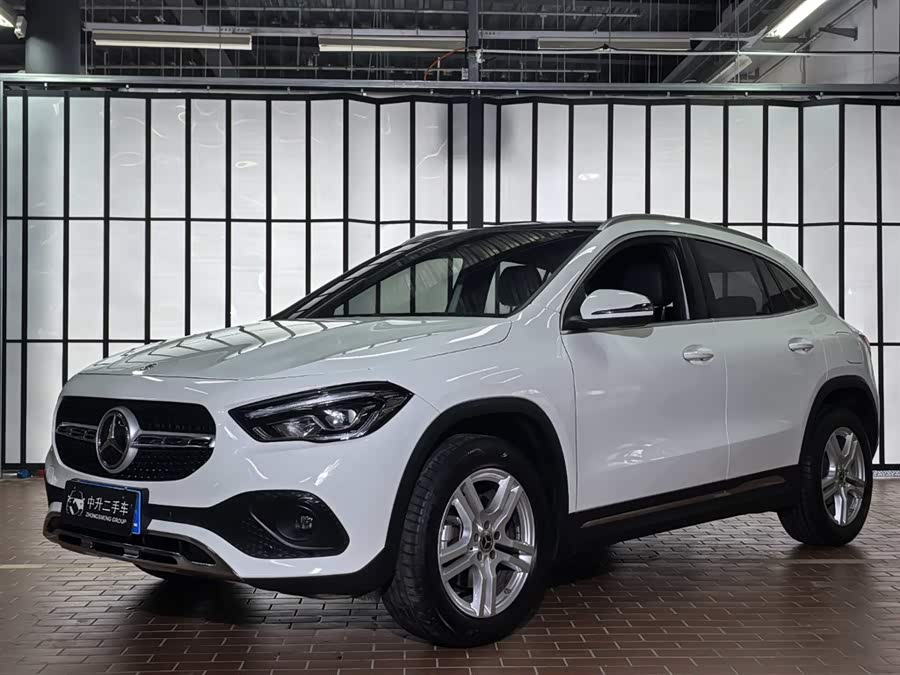 2023 Mercedes-Benz GLA 200